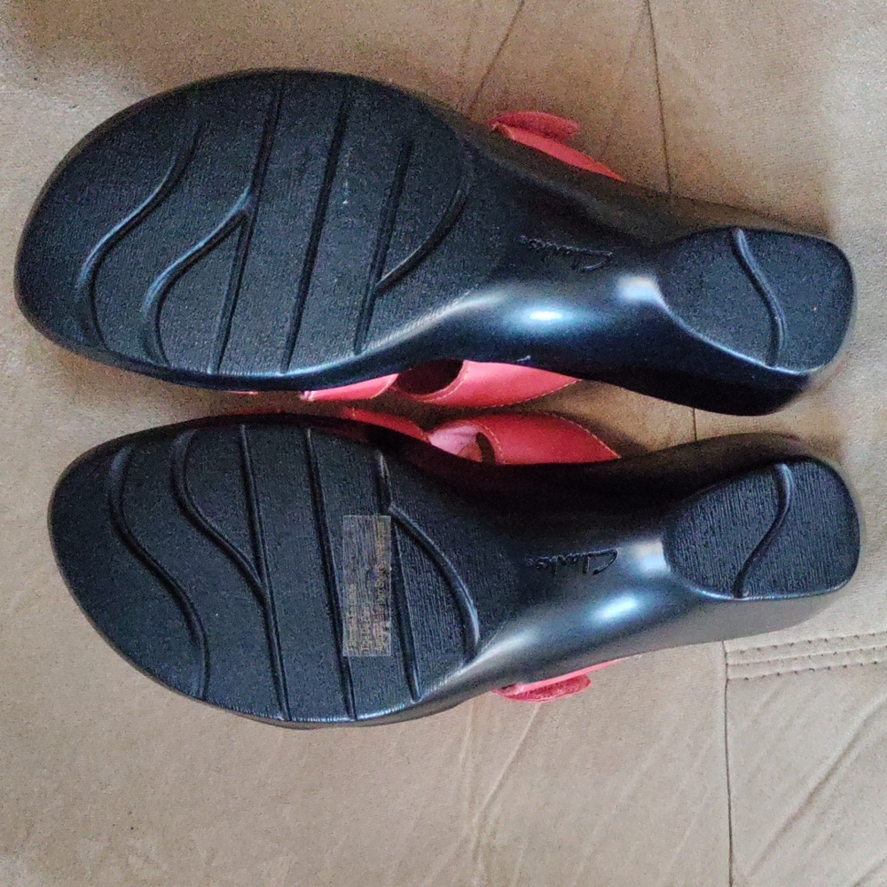 Clarks bendables NWOT women's size 7.5 sandals - Picture 6 of 6